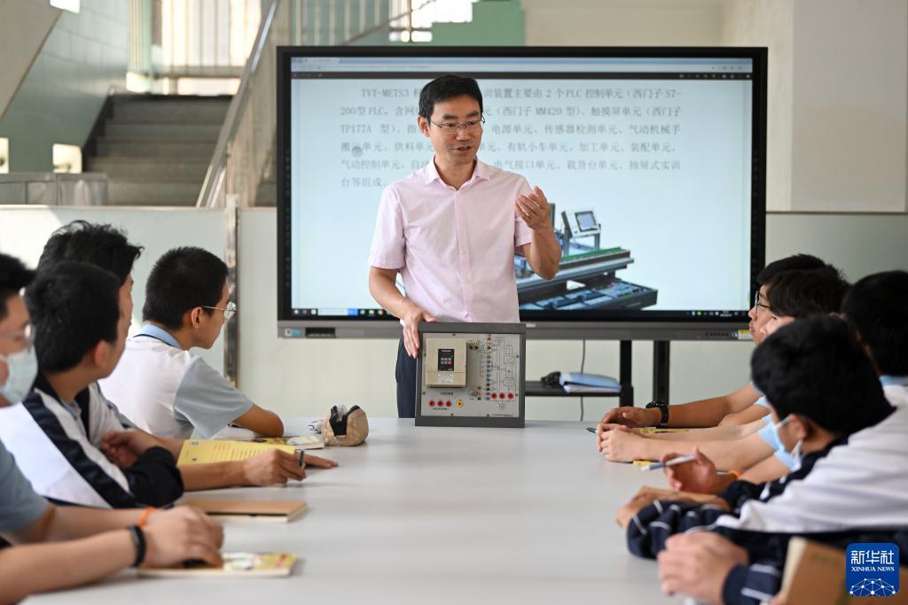 丹东棋牌世界